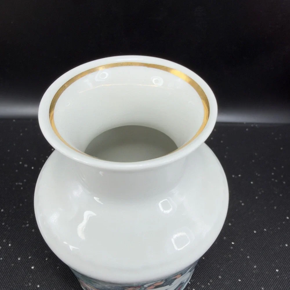 Vintage Polonne ZHK‎ Porcelain Vase Vessel Soviet Folk Art Couple Flute Gold Rim